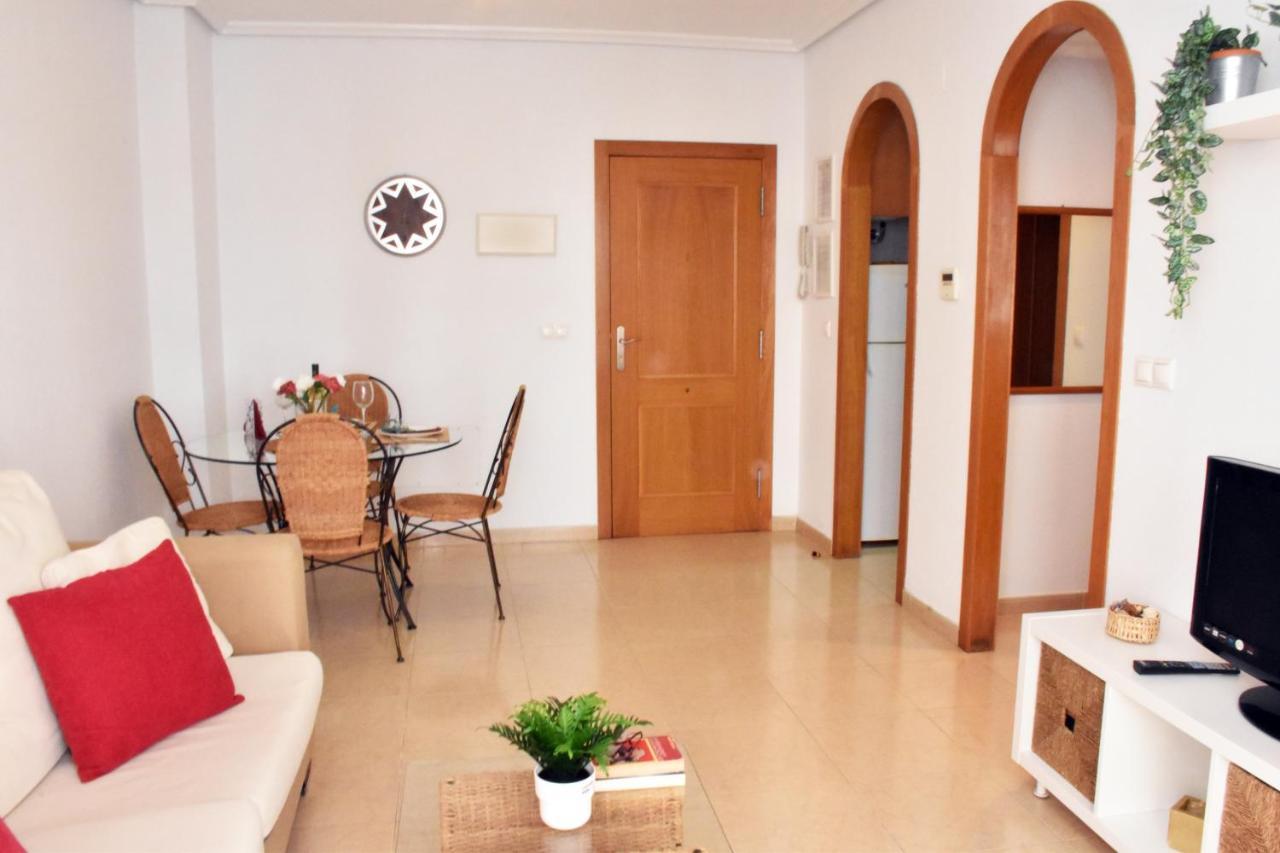 Beach Apartment ตอร์เรเวียคา ภายนอก รูปภาพ