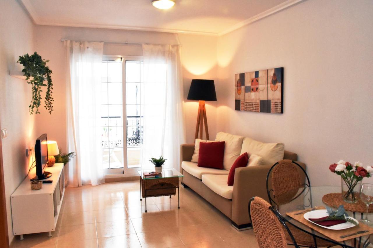 Beach Apartment ตอร์เรเวียคา ภายนอก รูปภาพ