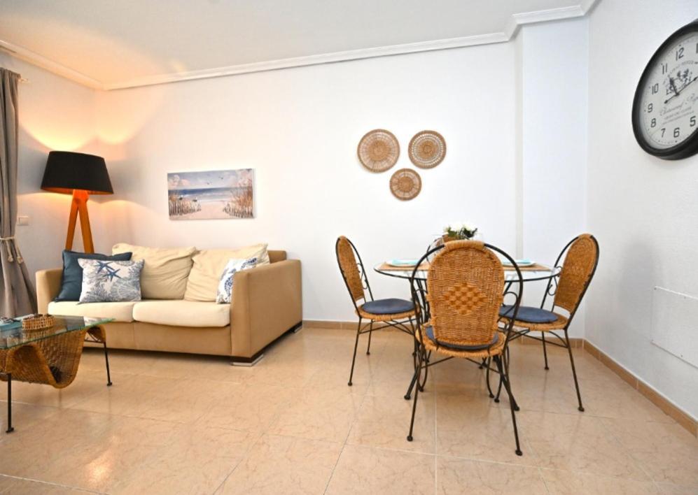 Beach Apartment ตอร์เรเวียคา ภายนอก รูปภาพ